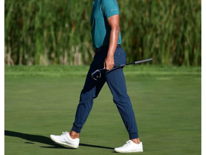 Best Golf Joggers in 2022 | Golfing Reviews